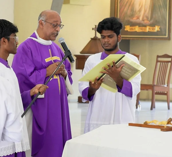 C2270.00_18_13_29.Still017 (1)